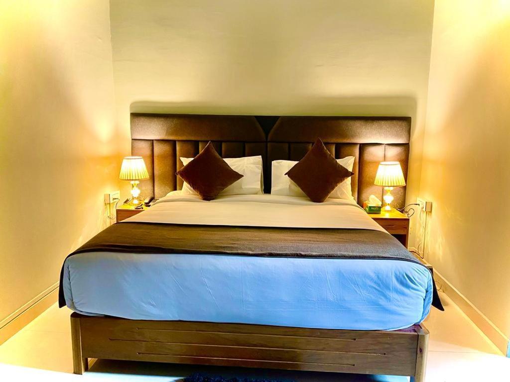La Colline Resort Kohima Luaran gambar
